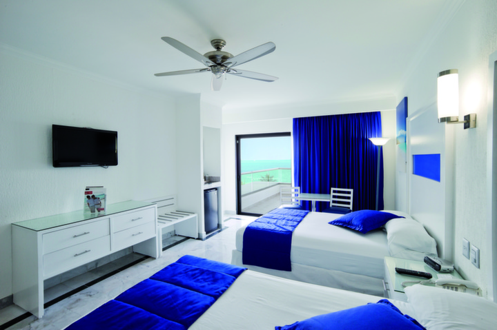 RIU Caribe Room